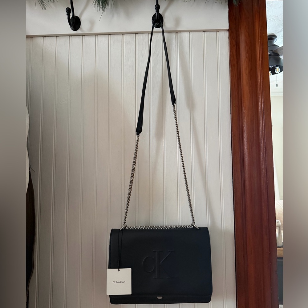 NWT Calvin Klein Black Crossbody Purse
